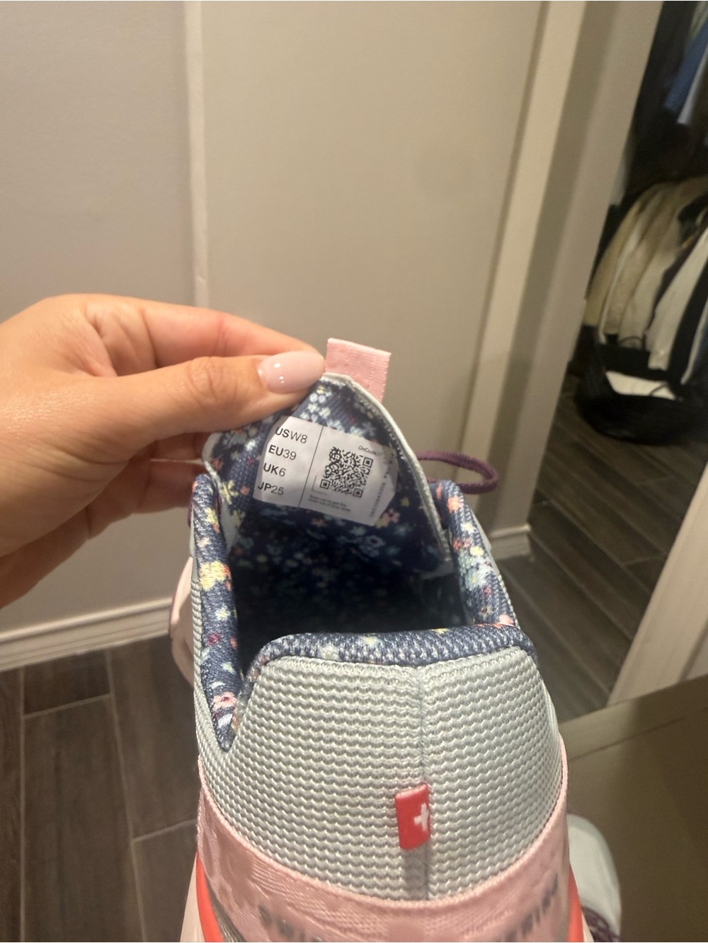 FP Movement x On Cloudnova Form 2 Sneakers - Picture 7 of 7